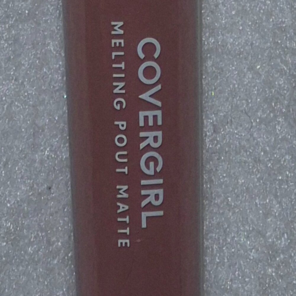 CoverGirl Melting Pout Matte Liquid Lipstick 300 Secret